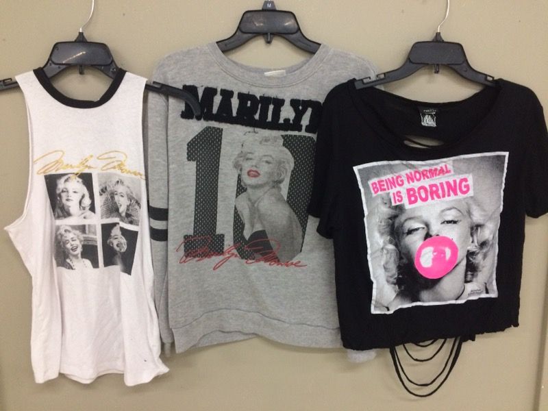 Marilyn Monroe shirt lot sz s/m