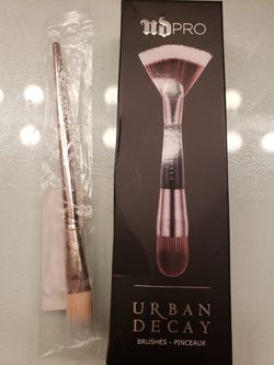 Urban Decay & Becca brushes