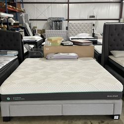 King Size Mattress And Storage Bed