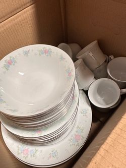 Vintage Prestige Fine China Set - "China Garden" Pattern - Service for 8
