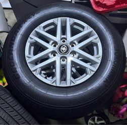 Toyota OEM 18” Wheel with Yokohama Geolandar X-CV Tire