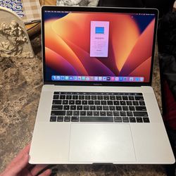 Apple MacBook Pro 2019 15 Inch