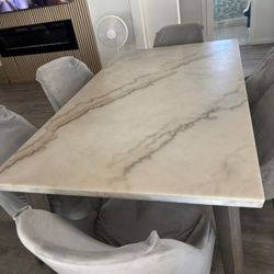 Dinning Set