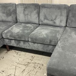 New 100x58 Sectional Couch / Free Delivery