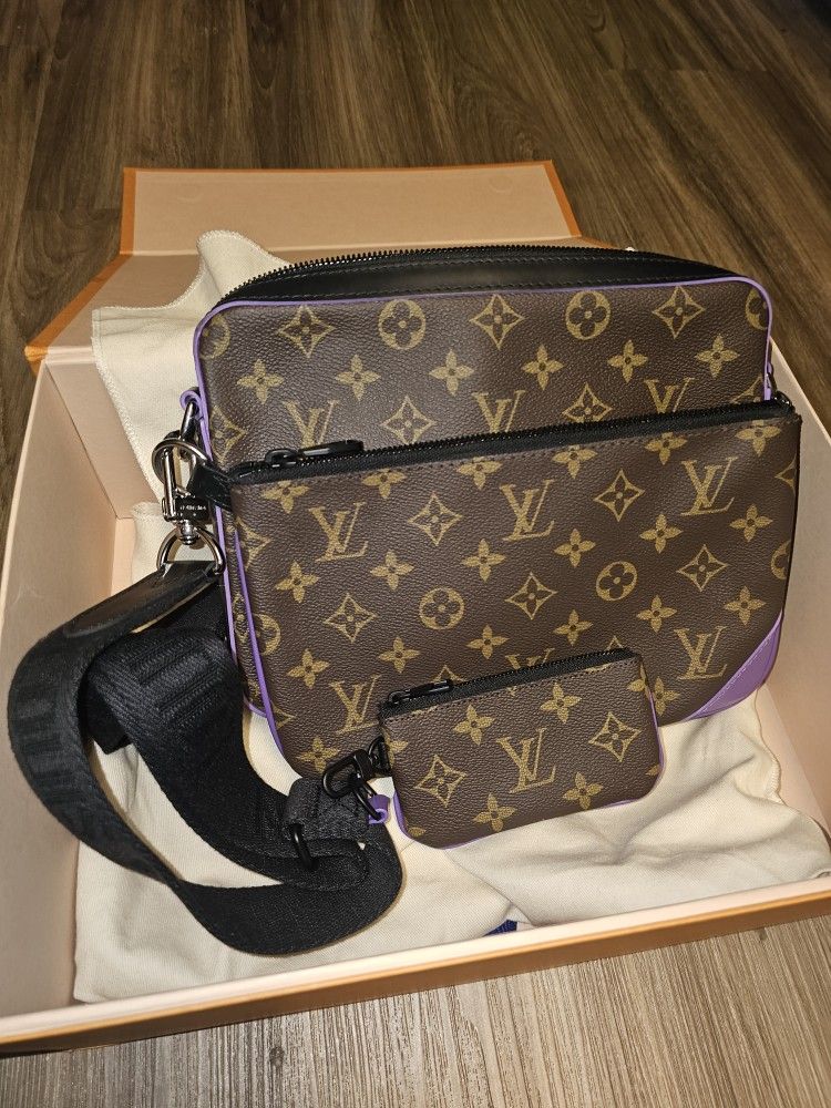 Mens Louis Vuitton Trio Messenger Bag In Mac Purple