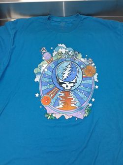 blue Grateful Dead t-shirt features a "Steal Your Face" skull graphic surrounded by dancing bears.