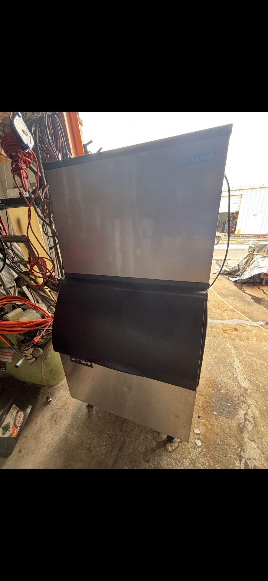 manitowoc kool air 300 Pound Ice Machine