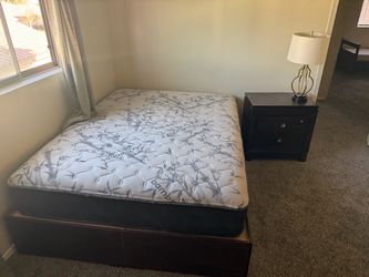 Queen bed