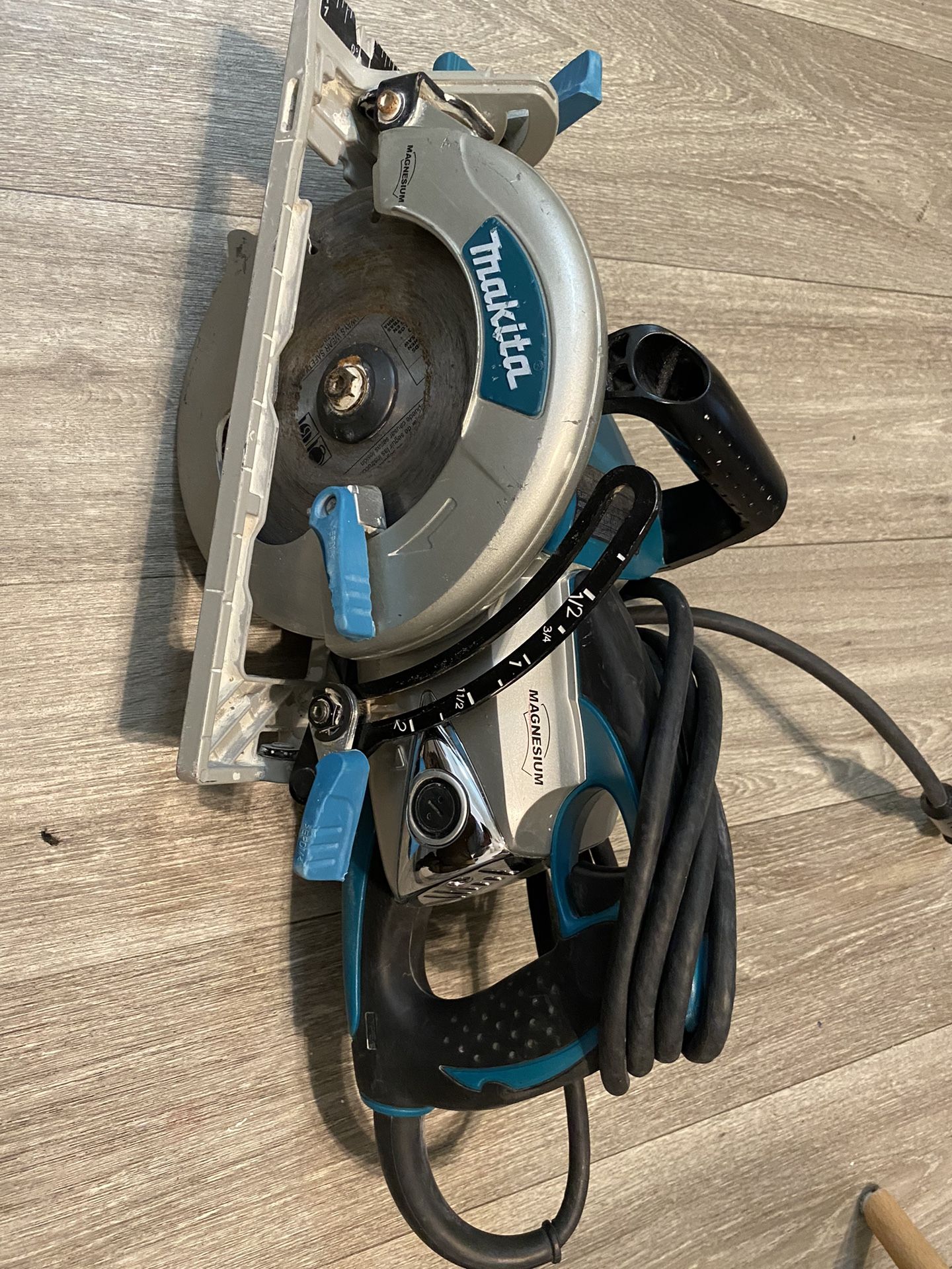 Makita Skillsaw
