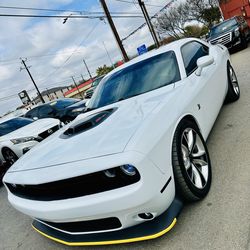 2017 Challenger 392 Hemi Scat Pack 6.4