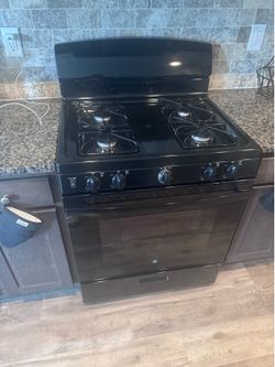 GE Gas Range