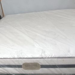 Queen Size Mattress (Colchón Queen Size)