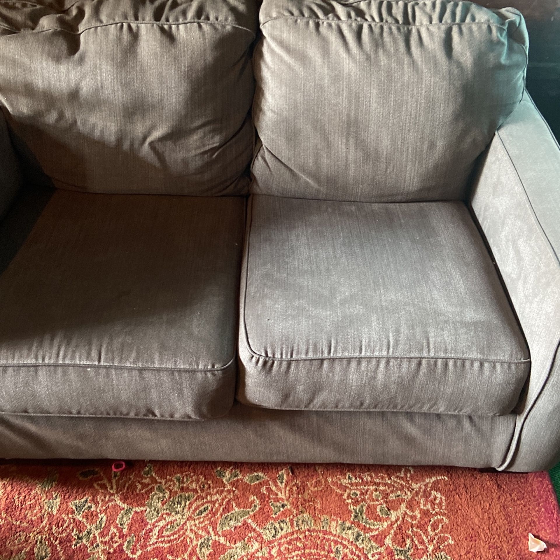 Free Love Seat