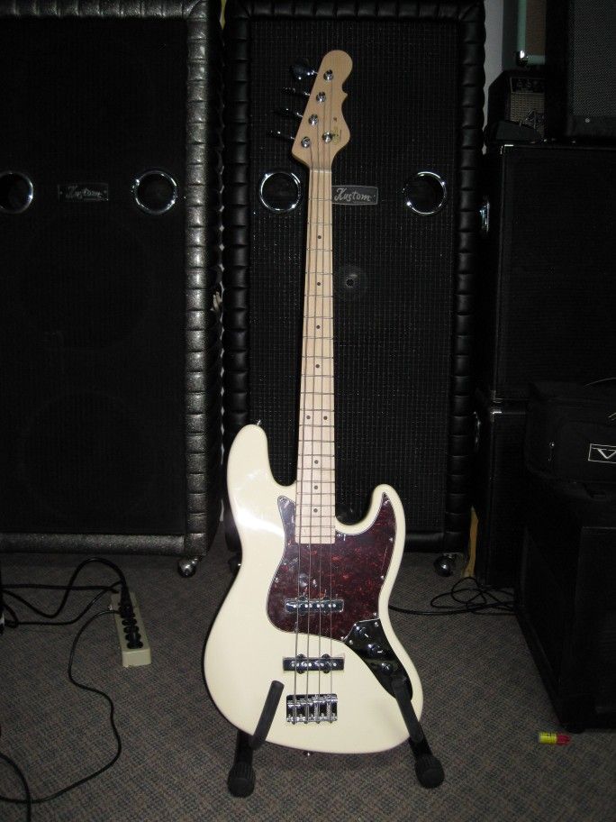 G&L Placentia Series JB Bass NEVER played
