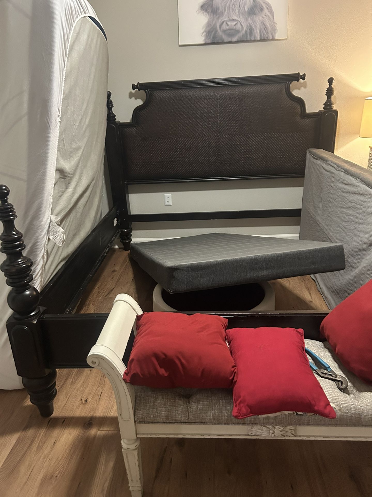 King Size Bed With New Mattress &low Profile Box Springs