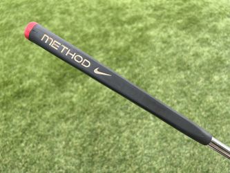 Rare Nike Method Midnight 006 34” Putter Excellent Condition for