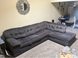 Sectional couch