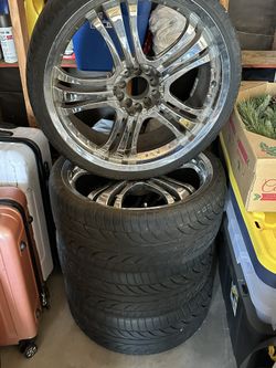 Tires + Rims 245/30 R20