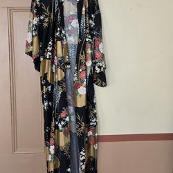 Japanese kimono long robe floral print black and gold new