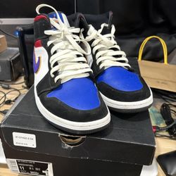 Air Jordan 1 MID SE Size 11