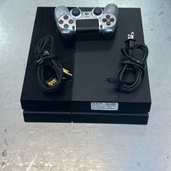 PS4 500gb With Controller And Cords