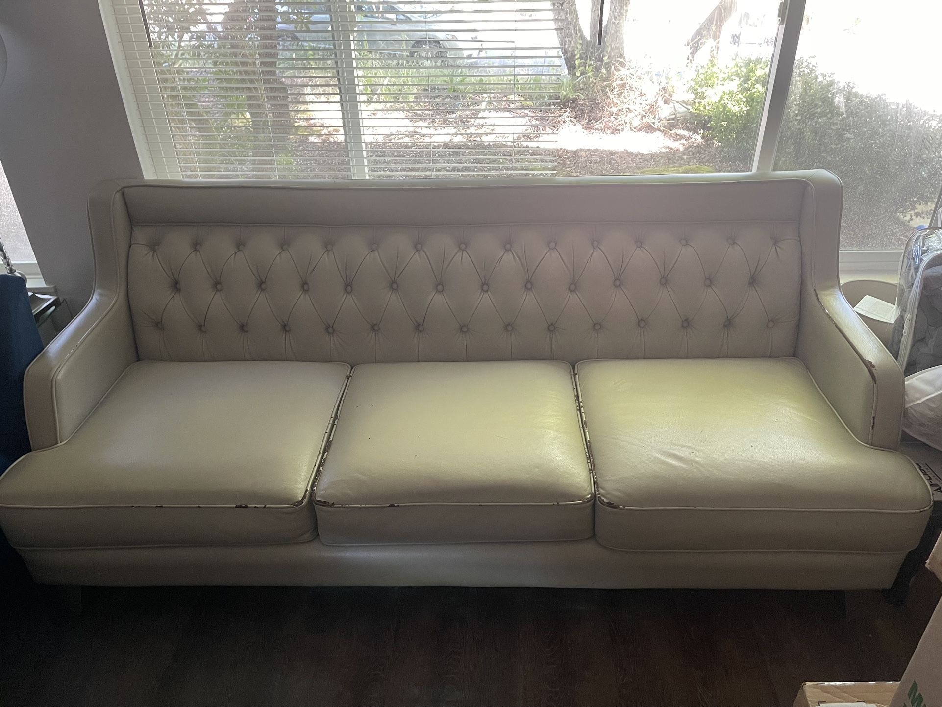 2 Love Seat For FREE