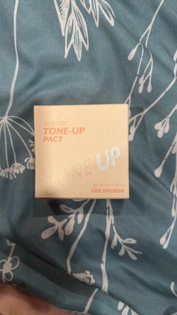 Im meme skin fit tone up pact