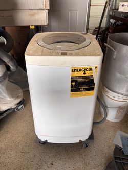Mini portable washing machine