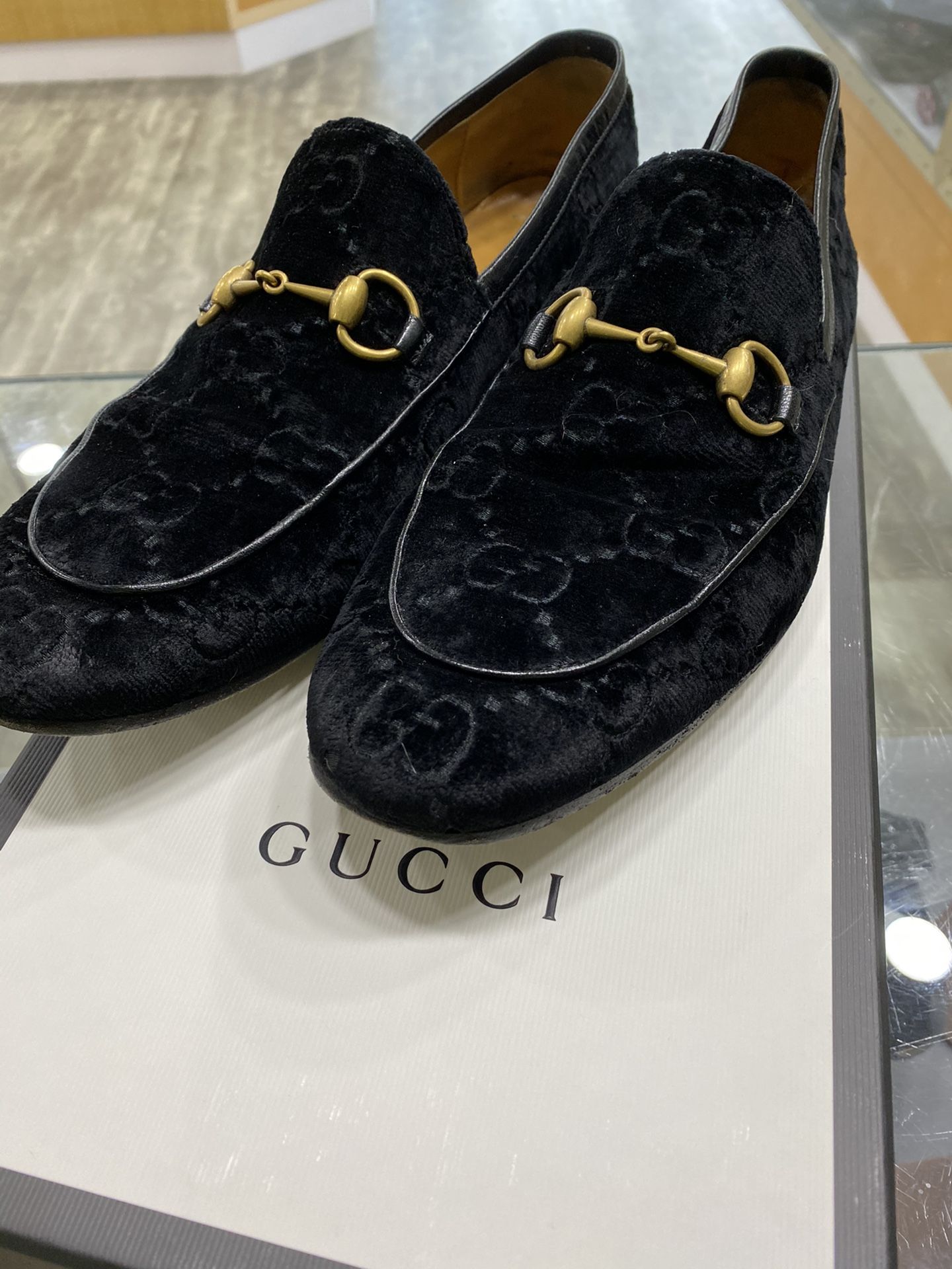 Gucci velvet loafers size 10.5