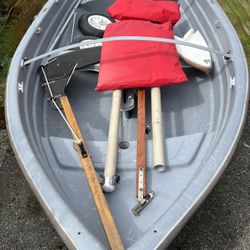 Gig Harbor Boat Works 10 Navigator Sailboat & Rowboat