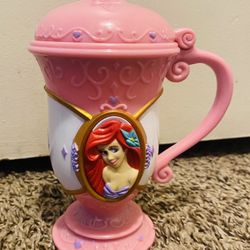 Disney On Ice Ariel The Little Mermaid Princess Plastic Cup Flip Lid Pink 2013