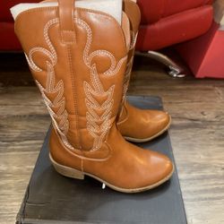 Fashion Nova Girl Boots