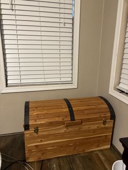 Solid wood chest