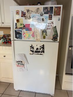 White fridge (whirlpool) 20 cu. Ft