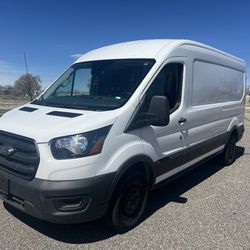 2020 Ford Transit 250 Cargo Van · Medium Roof w/RWB Van 3D