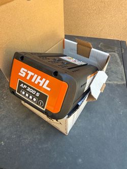 Stihl AP300s