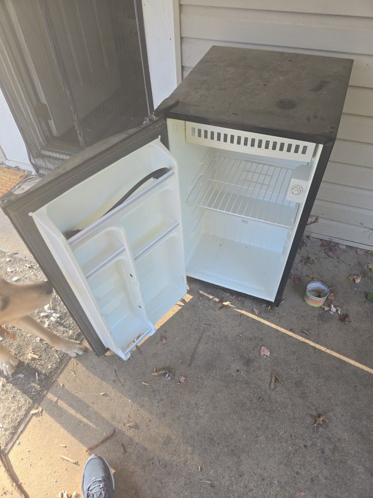 Mini Fridge
