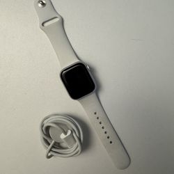 Apple Watch Series 8
