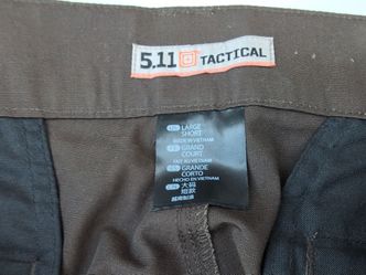 5.11 Tactical Pants Large Short Brown