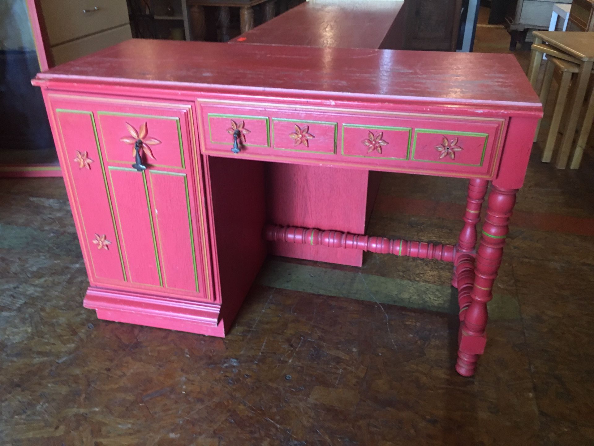 Vintage mid century Stanley desk $150 measures 42 x 18 x 29”