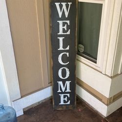 Welcome sign Porch 