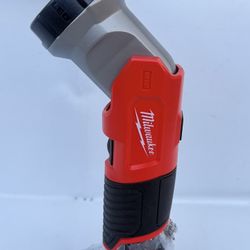 Milwaukee M12 12-Volt Lithium-Ion Cordless 100 Lumens LED Work Flashlight (Tool-only)