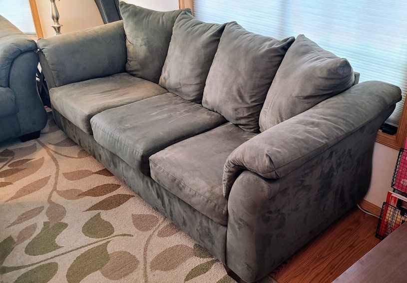 Green Couch in Great Condition!