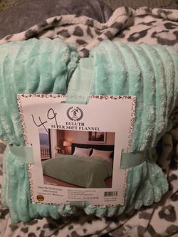 Duluth Super Soft Flannel King Size Blanket