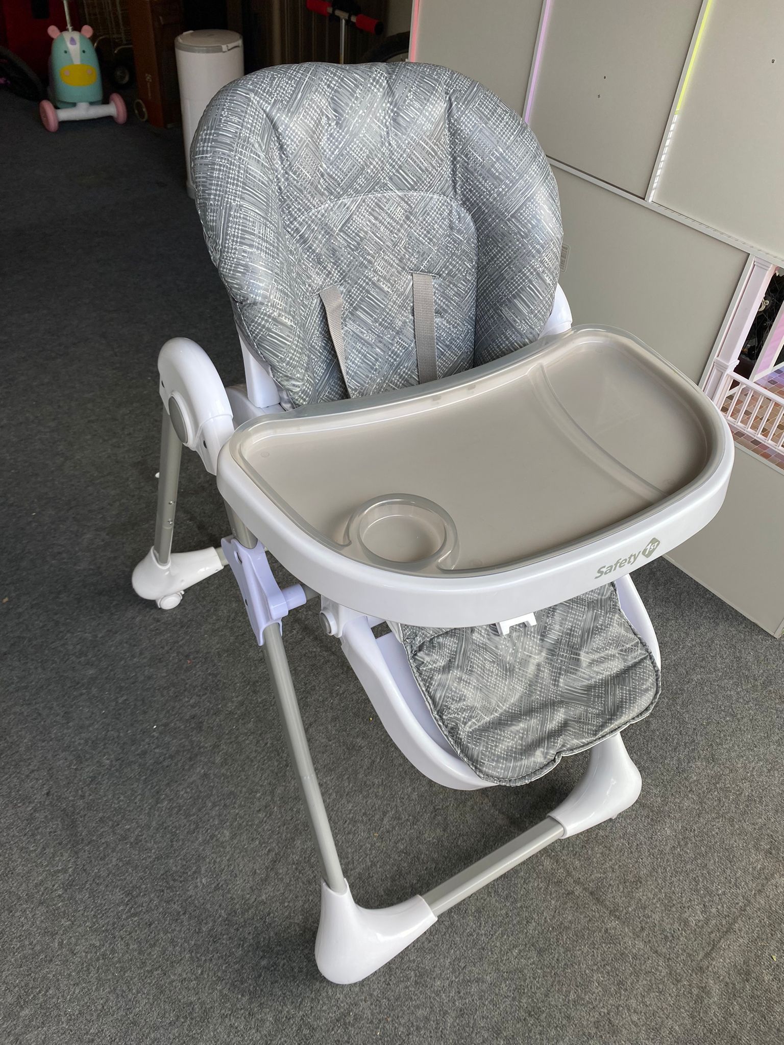 Safety 1st High Chair