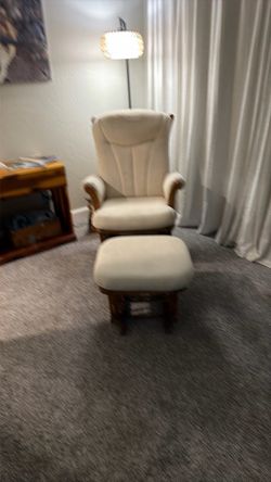 DUTAILIER Glider Rocking Chair with Ottoman