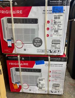 18,000 DOE BTU 230-Volts Window Air Conditioner Cools 1,020 sq. ft. with Remote and Wifi