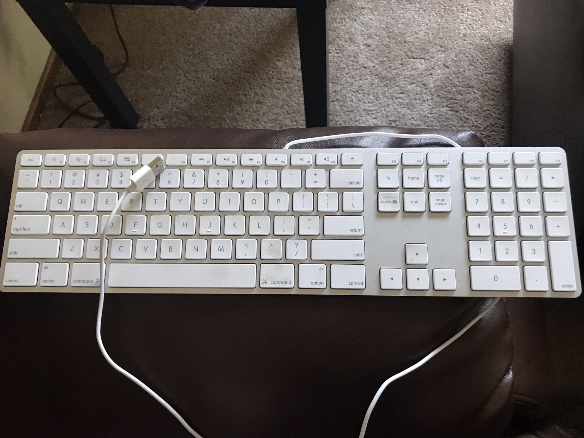 Apple keyboard