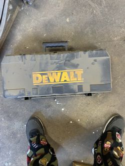 Dewalt Saw