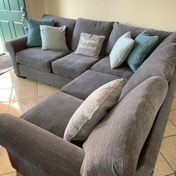 Super Comfortable Sectional Couch 